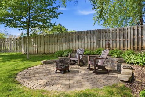 3938 Blackhawk Circle Eagan MN 55122