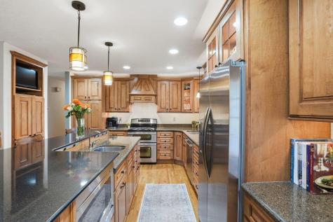 3938 Blackhawk Circle Eagan MN 55122