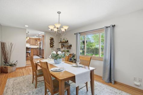 3938 Blackhawk Circle Eagan MN 55122