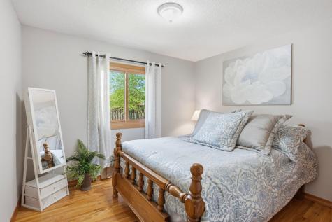 3938 Blackhawk Circle Eagan MN 55122