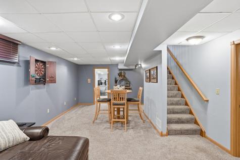 3938 Blackhawk Circle Eagan MN 55122