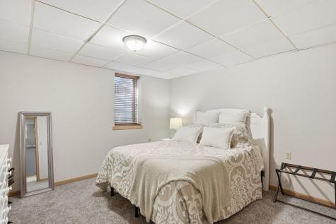 3938 Blackhawk Circle Eagan MN 55122