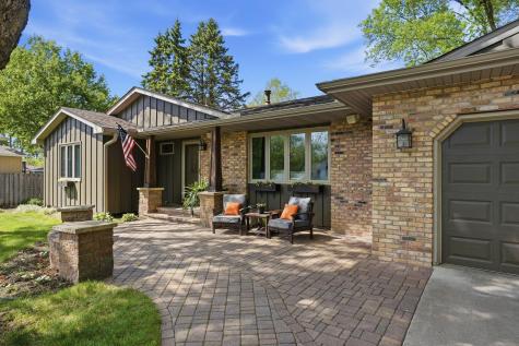 3938 Blackhawk Circle Eagan MN 55122