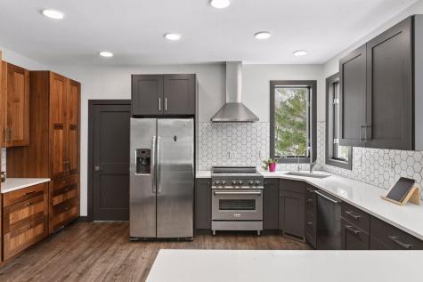 9125 Abbywood Road Chaska MN 55318