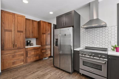 9125 Abbywood Road Chaska MN 55318