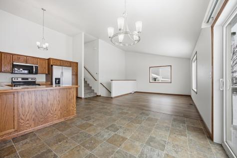 6204 56th Avenue S Fargo ND 58104