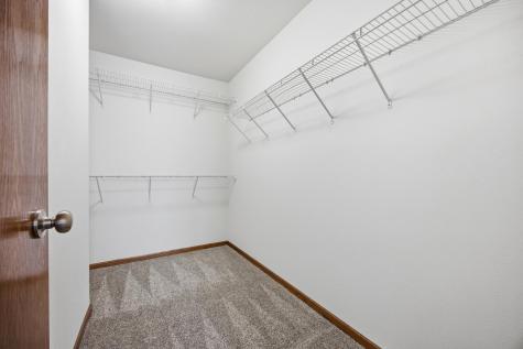 6204 56th Avenue S Fargo ND 58104