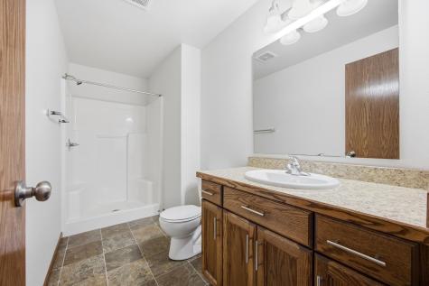 6204 56th Avenue S Fargo ND 58104