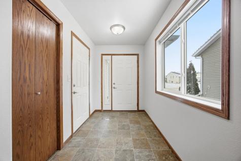 6204 56th Avenue S Fargo ND 58104