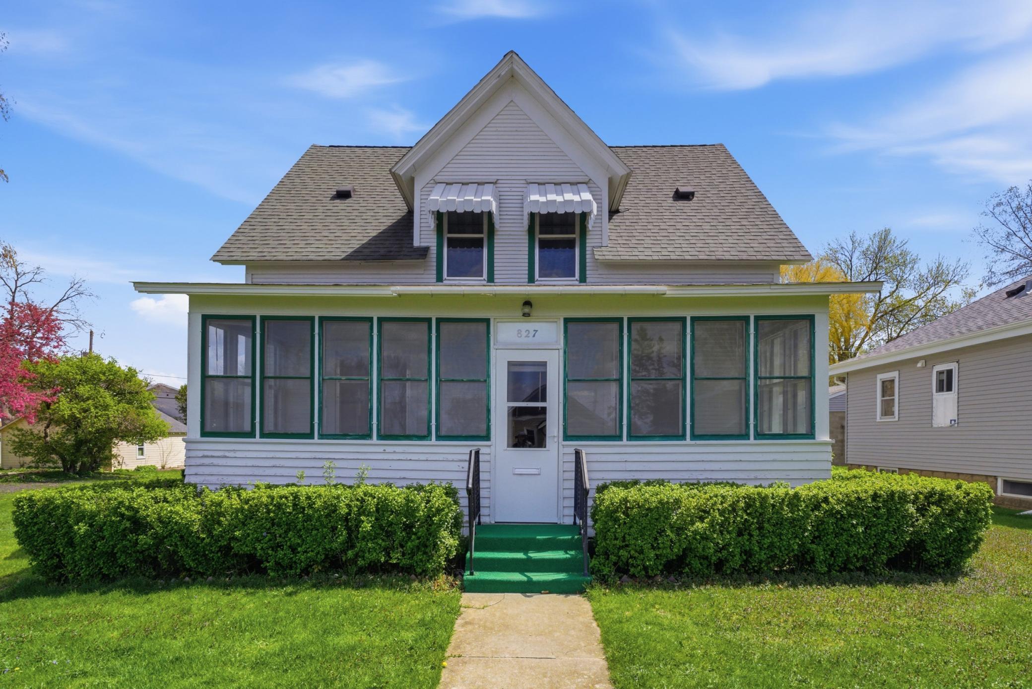 827 7th Avenue SW Faribault MN 55021