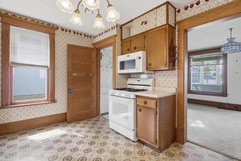 827 7th Avenue SW Faribault MN 55021