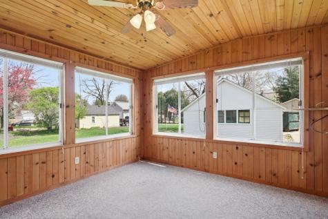 827 7th Avenue SW Faribault MN 55021