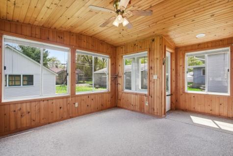 827 7th Avenue SW Faribault MN 55021
