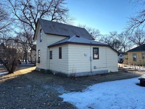 305 S 8th Street Montevideo MN 56265