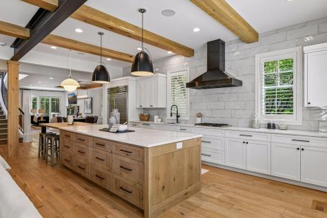 715 Rice Street E Wayzata MN 55391
