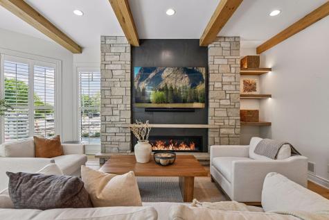 715 Rice Street E Wayzata MN 55391