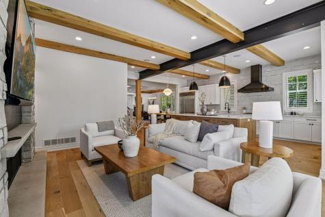 715 Rice Street E Wayzata MN 55391