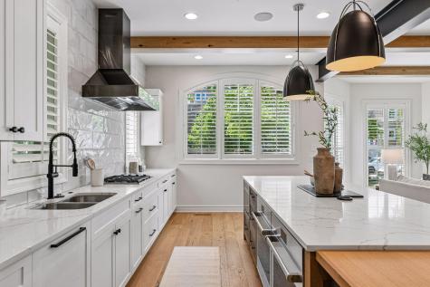 715 Rice Street E Wayzata MN 55391