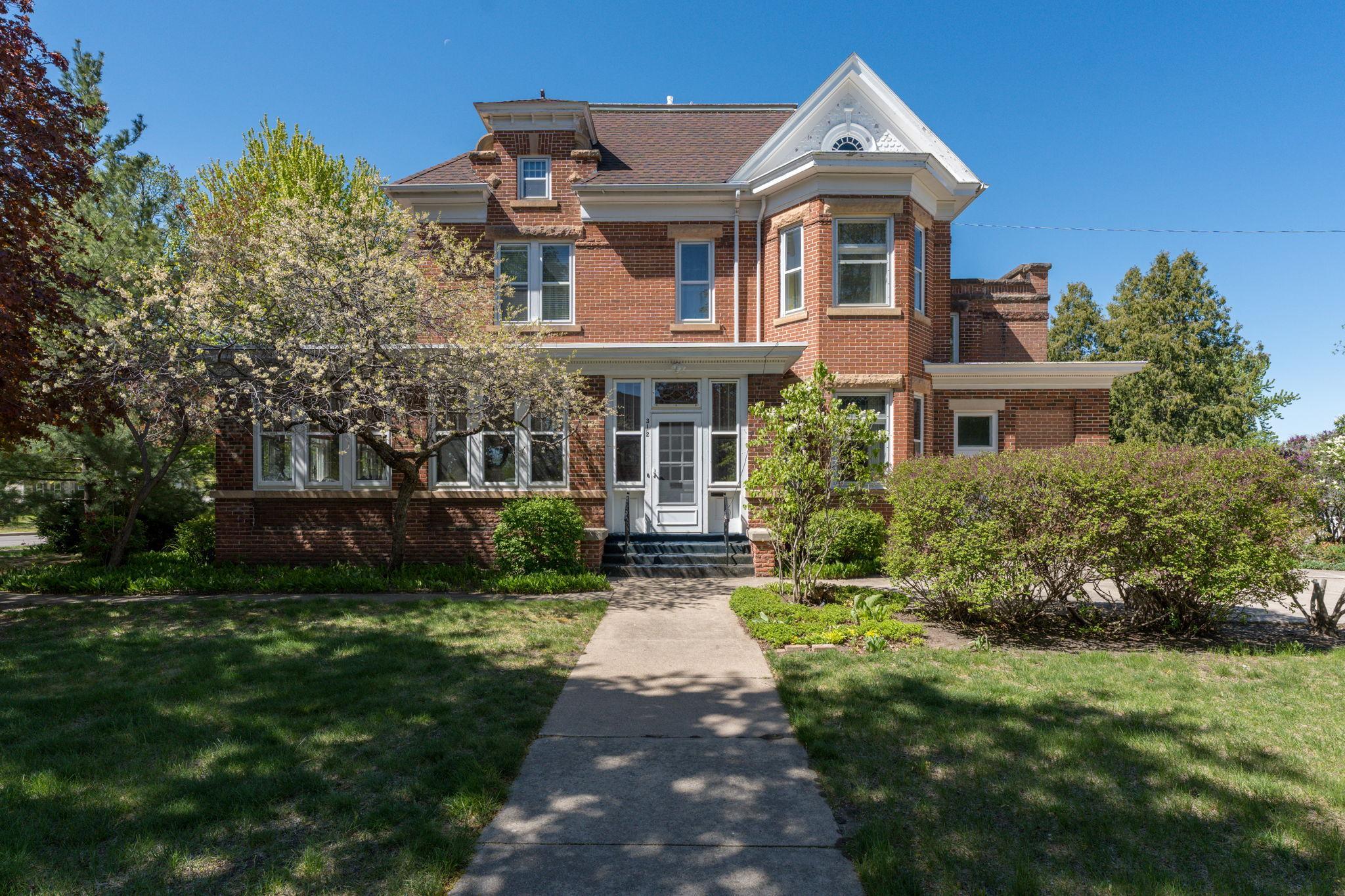 800 Center Street New Ulm MN 56073