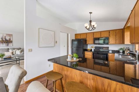 2187 Grimm Road Chaska MN 55318