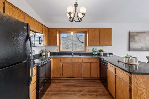 2187 Grimm Road Chaska MN 55318