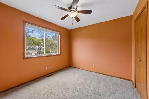 2187 Grimm Road Chaska MN 55318