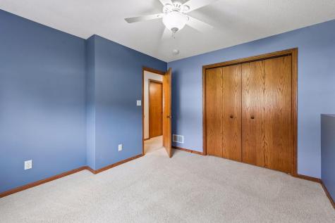 2187 Grimm Road Chaska MN 55318