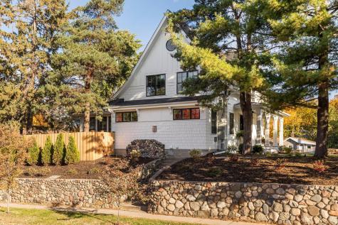 105 Walker Avenue N Wayzata MN 55391