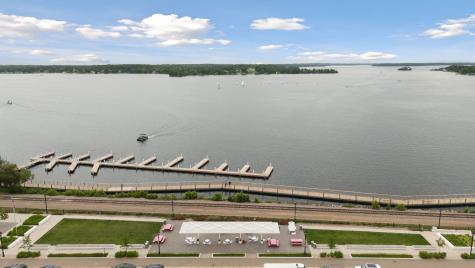 105 Walker Avenue N Wayzata MN 55391