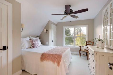 105 Walker Avenue N Wayzata MN 55391