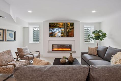 105 Walker Avenue N Wayzata MN 55391