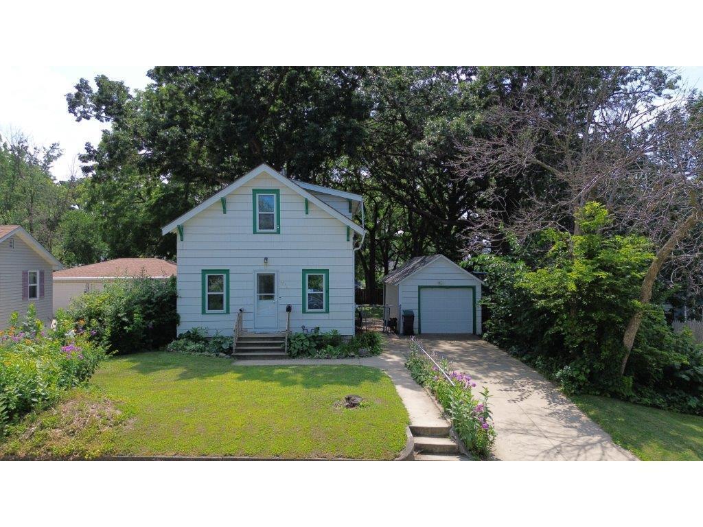 904 14th Avenue NE Austin MN 55912