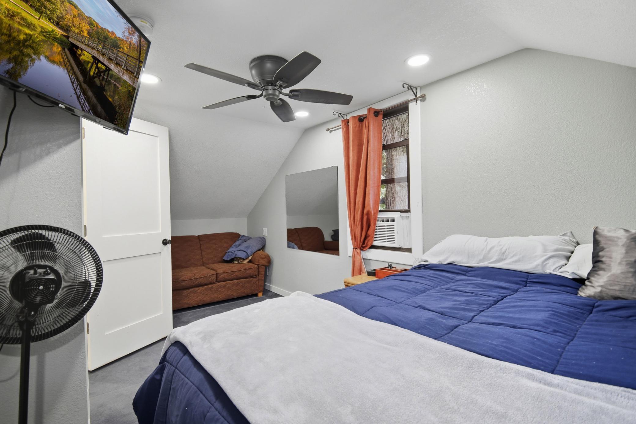 904 14th Avenue NE Austin MN 55912