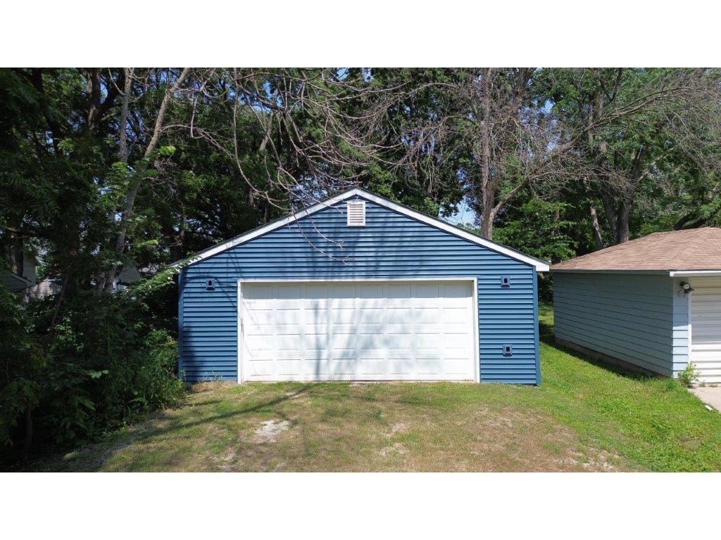 904 14th Avenue NE Austin MN 55912