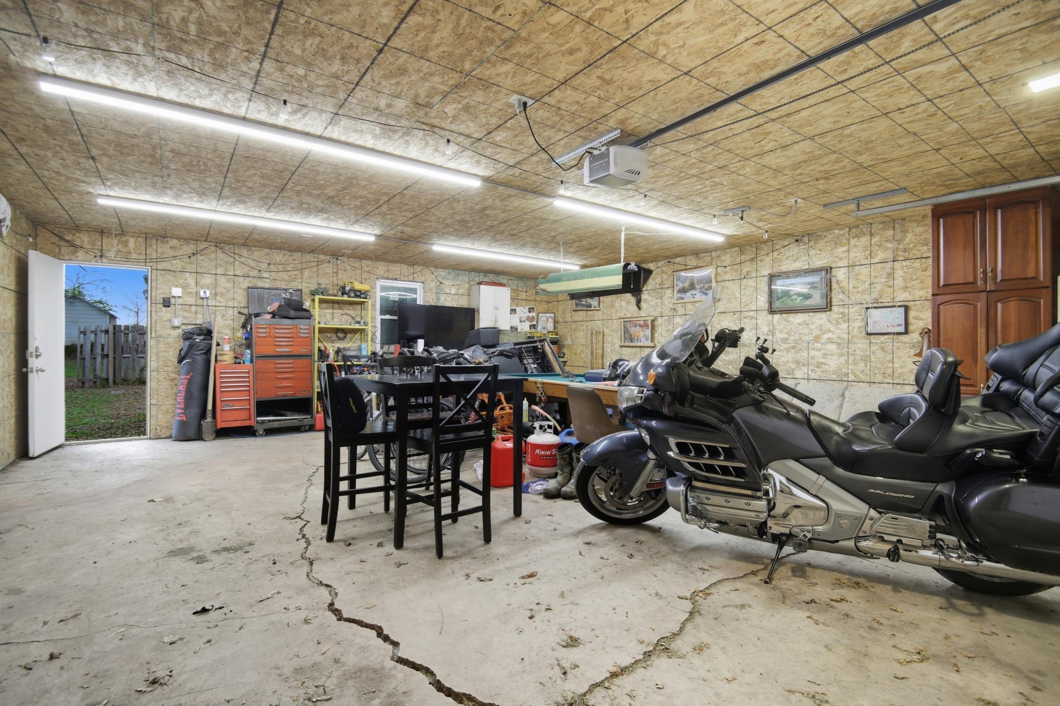 904 14th Avenue NE Austin MN 55912