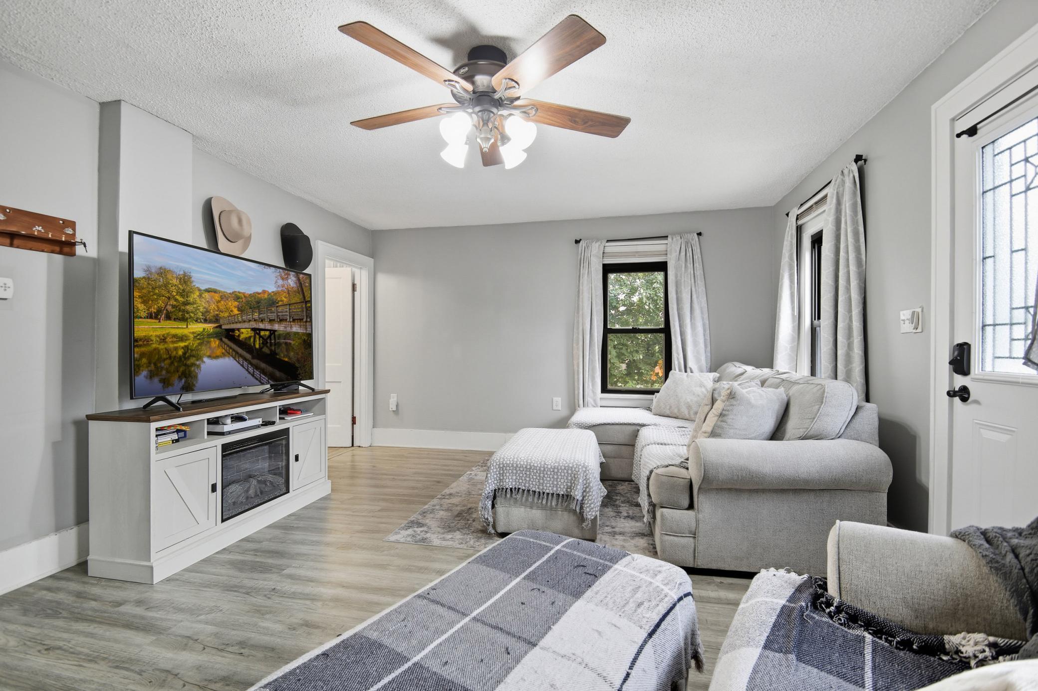 904 14th Avenue NE Austin MN 55912