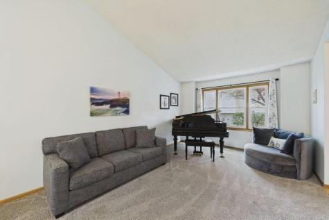 10358 Lee Drive Eden Prairie MN 55347