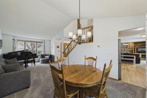 10358 Lee Drive Eden Prairie MN 55347