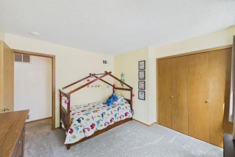 10358 Lee Drive Eden Prairie MN 55347