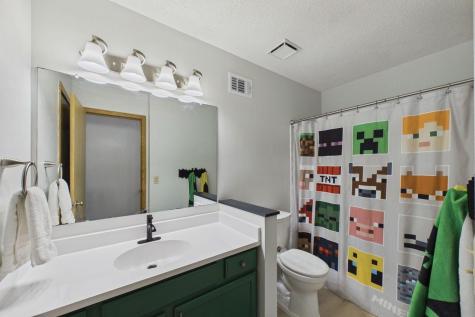 10358 Lee Drive Eden Prairie MN 55347