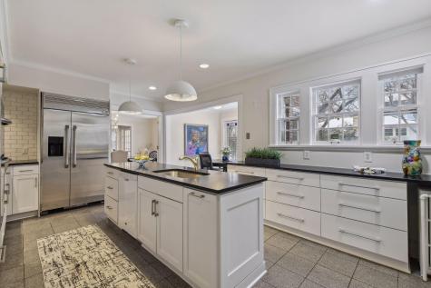 1820 Girard Avenue S Minneapolis MN 55403