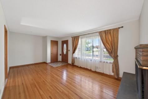 8231 Emerson Avenue S Bloomington MN 55420