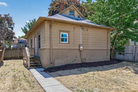 1041 Magnolia Avenue E Saint Paul MN 55106