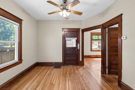 1041 Magnolia Avenue E Saint Paul MN 55106