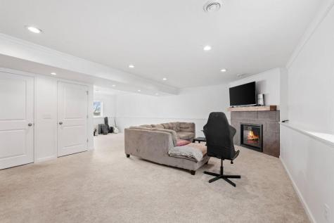 527 Pond View Drive SE Lonsdale MN 55046