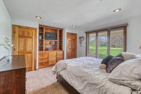 11 Briarwood Place Fargo ND 58104