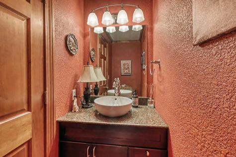 11 Briarwood Place Fargo ND 58104