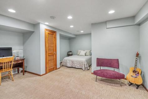 11 Briarwood Place Fargo ND 58104