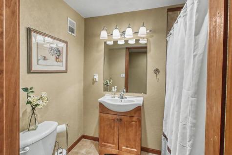 11 Briarwood Place Fargo ND 58104