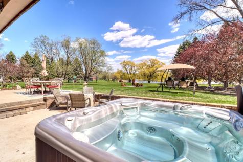 11 Briarwood Place Fargo ND 58104